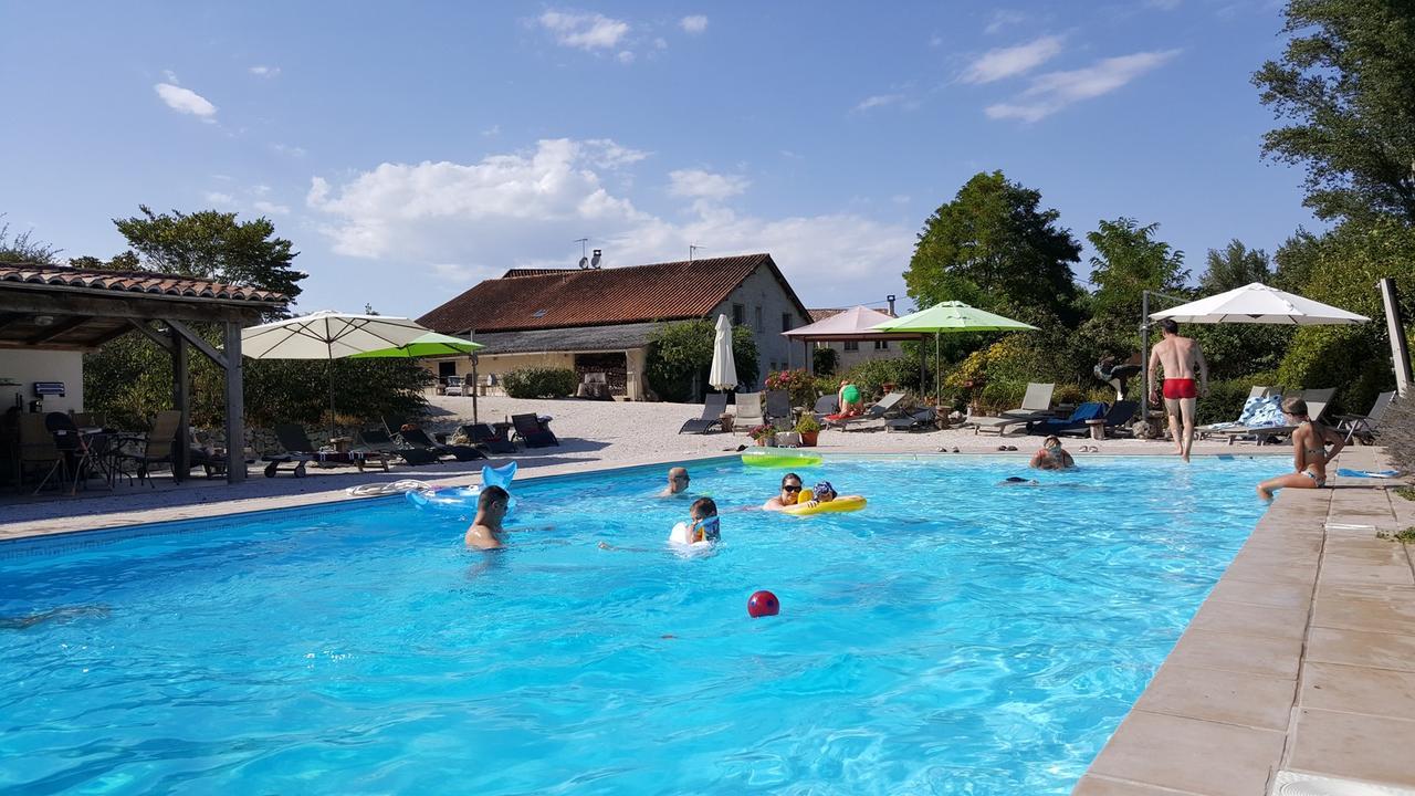 Отель La Bordette Valeilles Экстерьер фото