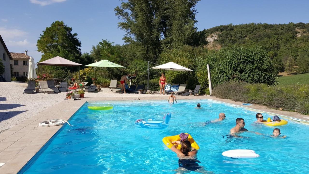 Отель La Bordette Valeilles Экстерьер фото